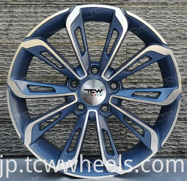 Silver Light Alloy Wheel